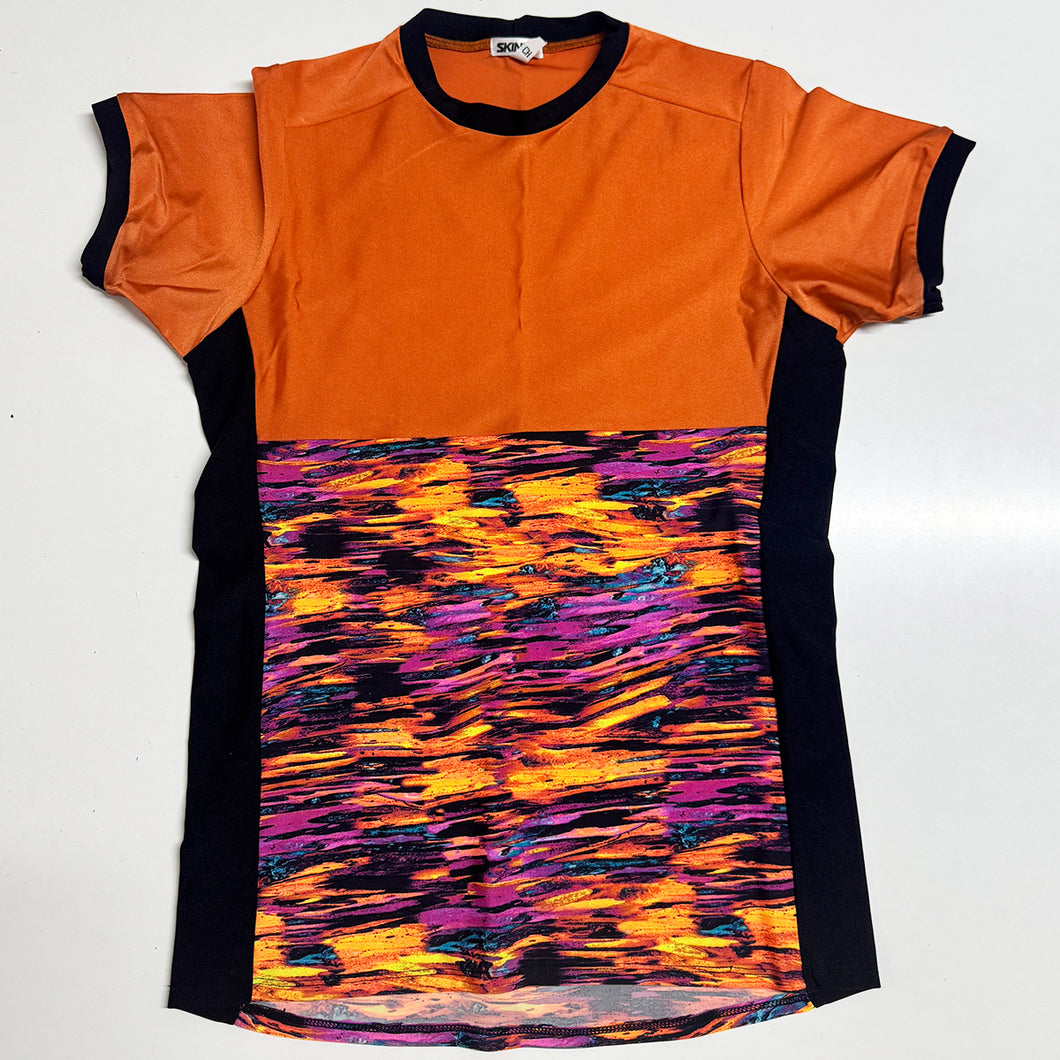 T-SHIRT SMALL